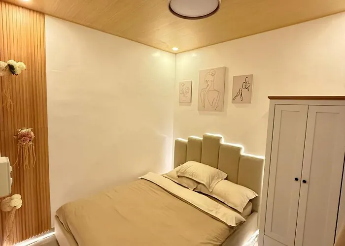 Escapetify Staycation * Manila
